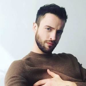 Meet your Posher, Matt